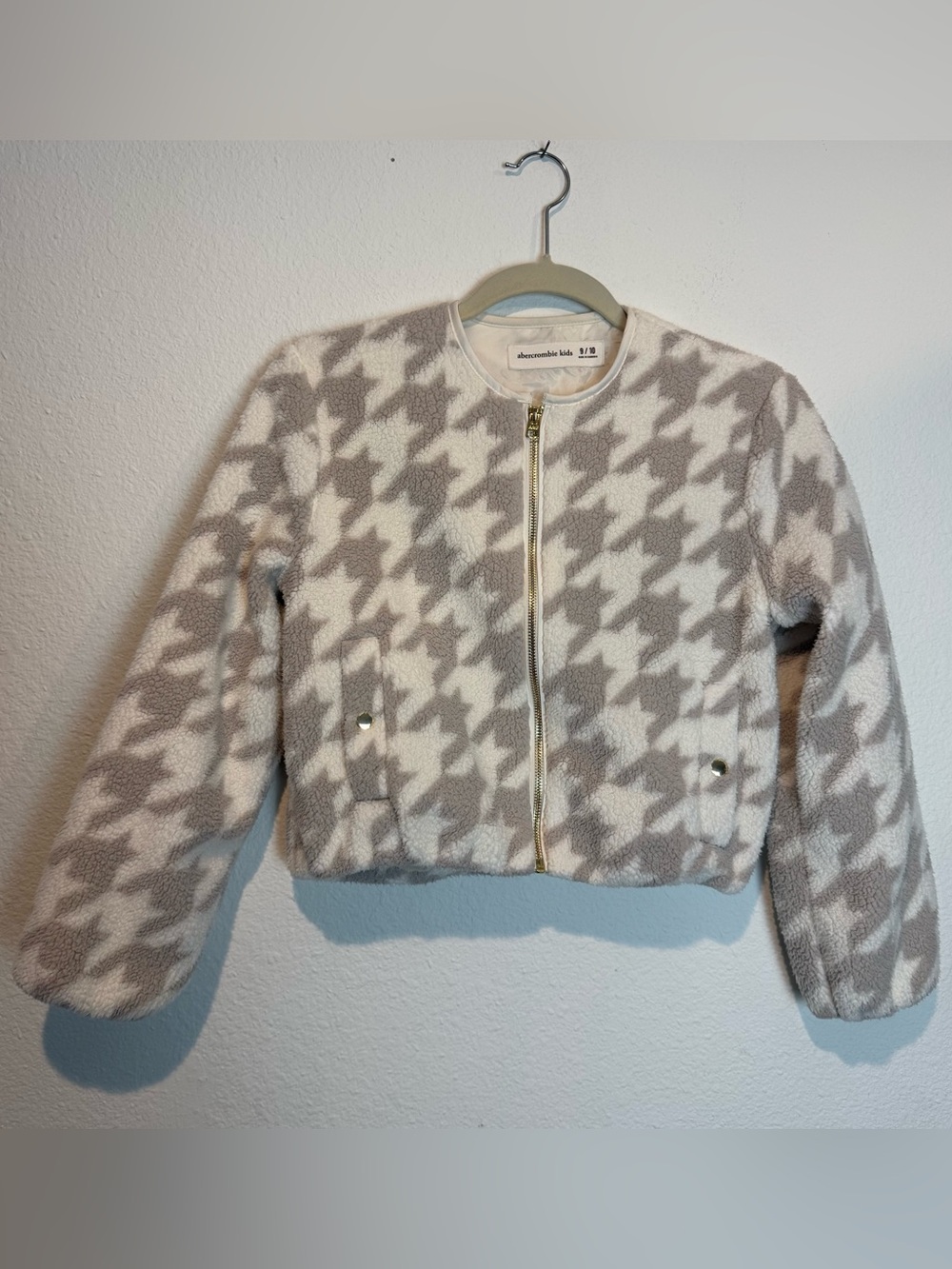 Abercrombie Kids Girls 9/10 Faux Fur Gold Zip Jacket Cream Houndstooth Coat